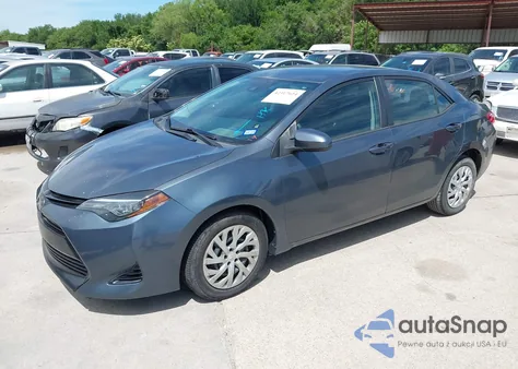 2018 Toyota Corolla Le z USA, uszkodzony, nr VIN 5YFBURHE4JP820560